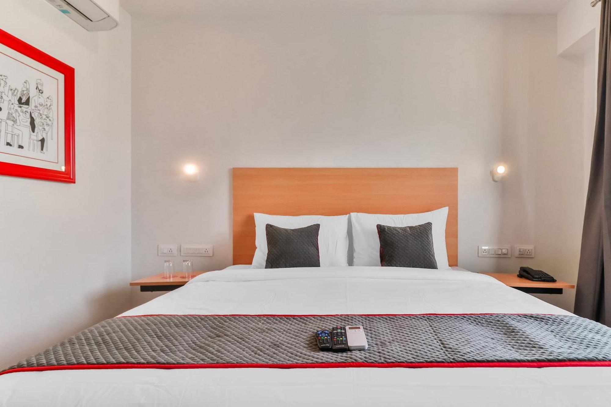 Super Townhouse Reva College University Yelahanka Екстер'єр фото