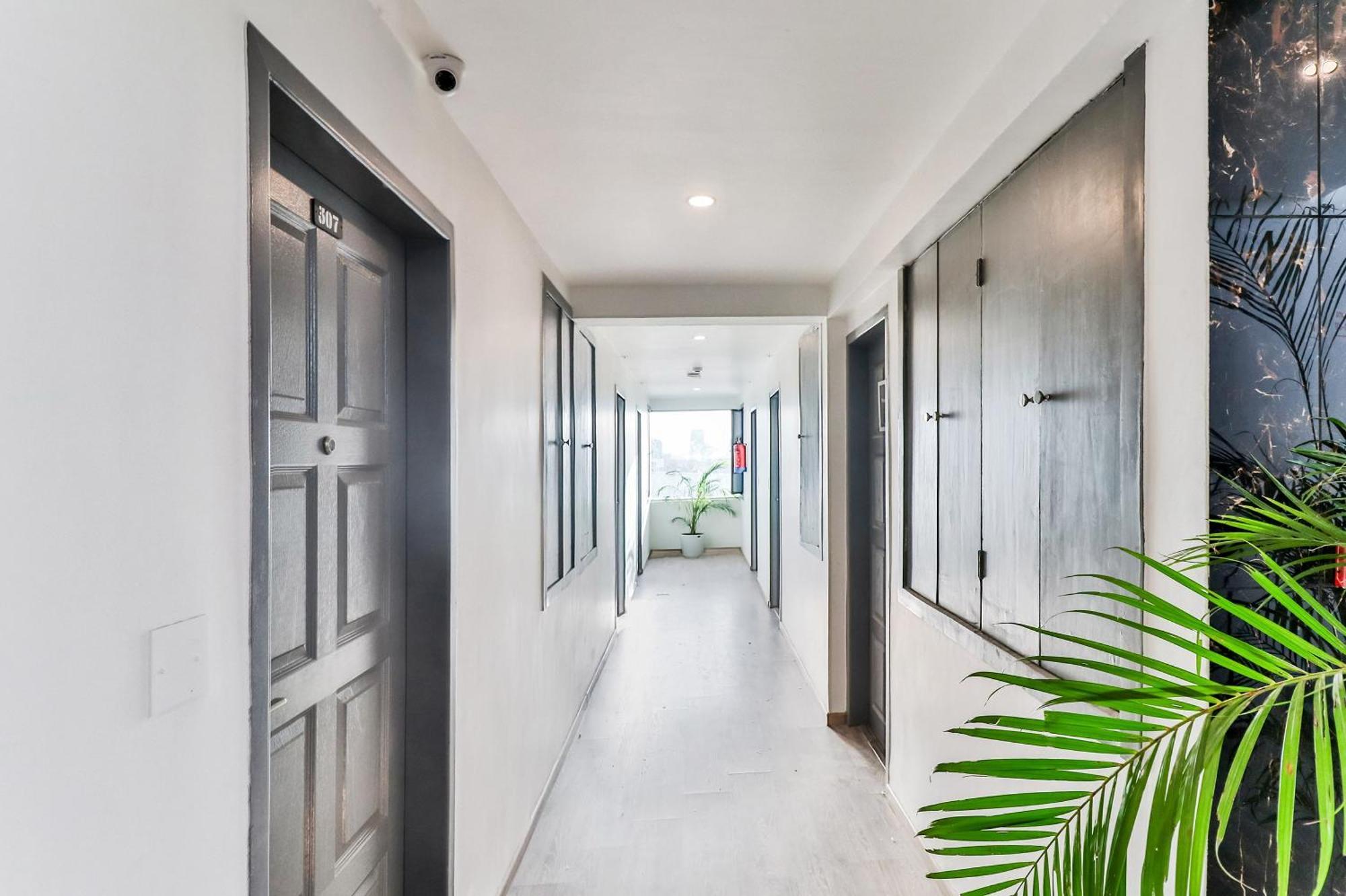 Super Townhouse Reva College University Yelahanka Екстер'єр фото